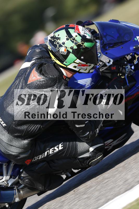 Archiv-2025/49 26.08.2025 Cornu Master School ADR/blau-bleu/87